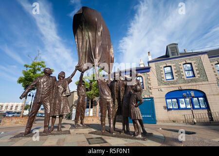 La sculpture à la place de la libération, St Helier, Jersey Banque D'Images