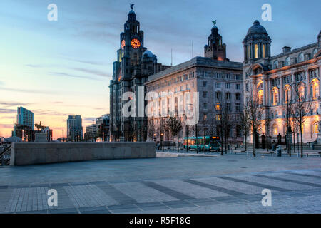 Les trois grâces du Pier Head, Liverpool, Royaume-Uni Banque D'Images