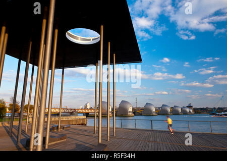 Royaume-uni, Angleterre, Londres, Newham, Silvertown, Thames Barrier de Thames Barrier Park Banque D'Images