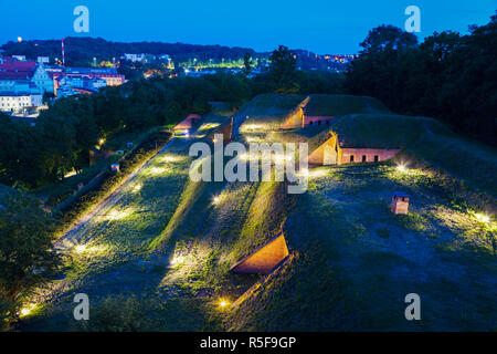 Anciennes fortifications à Gdansk vu la nuit. , Gdansk Pomorskie, Pologne. Banque D'Images