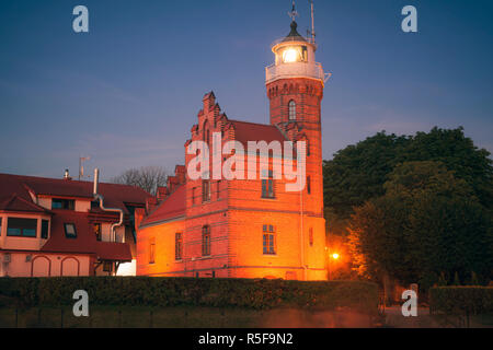 Phare à Ustka. Ustka, occidentale, en Pologne. Banque D'Images