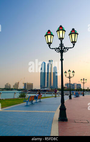 Emirats arabes unis, Abu Dhabi, Etihad Towers Banque D'Images