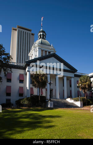 USA, Floride, Tallahassee, anciens et nouveaux bâtiments du Capitole de l'État Banque D'Images