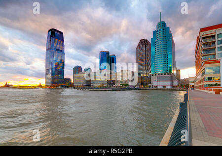 USA, New Jersey, Jersey City on the Hudson River Banque D'Images