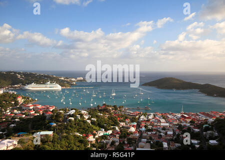 Caraïbes, îles Vierges américaines, St. Thomas, Yacht Haven Marina Grande Banque D'Images