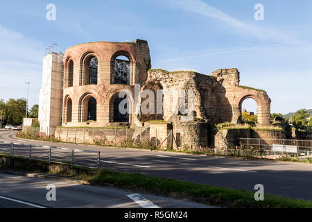 Trier, Allemagne. L'Imperial Baths (Kaiserthermen), un grand bain romain complexe de la ville antique d'Augusta Treverorum. Un site du patrimoine mondial sinc Banque D'Images