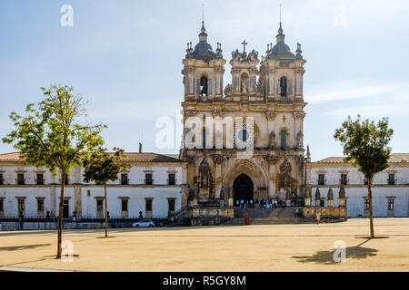 Alcobaça, Portugal - 22 septembre 2018 : Le Monastère de Santa Maria de Alcobaça, également connu sous le nom de l'Abbaye Royale de Santa Maria de Alcobaça Leiria Di Banque D'Images