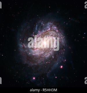 Messier 83 est une galaxie spirale barrée dans la constellation de l'Hydre. Banque D'Images