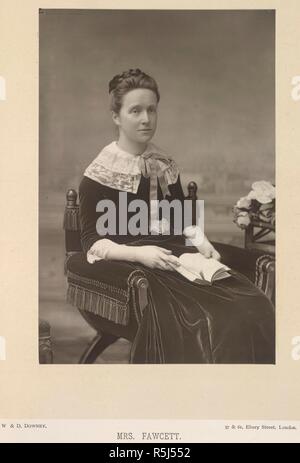 Dame Millicent Fawcett, nÃ©e Garrett (1847-1929). French suffragette et réformateur de l'éducation. Portrait. Le Musée du Portrait du Cabinet. Photographies par W. et D. Downey. [Avec la typographie descriptif.]. Cassell & Co. : Londres, 1890-94. Source : 10803.h.9 volume 1, la plaque 68. Langue : Anglais. Banque D'Images