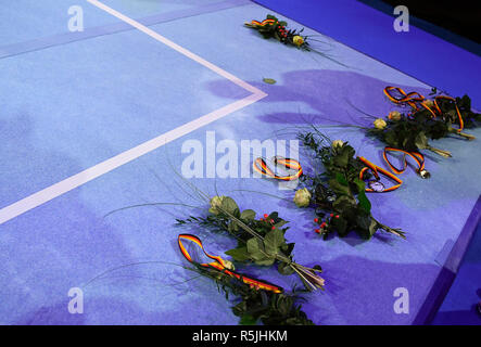 Ludwigsburg, Allemagne. 1er décembre 2018. Fonction, image de décoration Fleurs et médailles. GES/gym/1ère Bundesliga : DTL final, 01.12.2018 - dans le monde de l'utilisation | Credit : dpa/Alamy Live News Banque D'Images