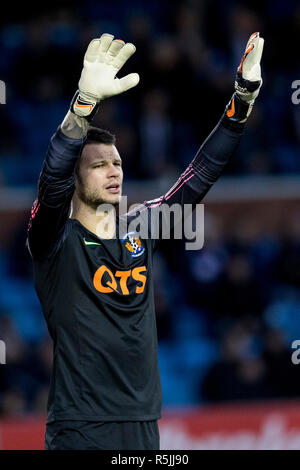 Rugby Park, Kilmarnock, UK. 1er décembre 2018. Football Premiership Ladbrokes, Kilmarnock contre Hibernian ; Daniel Bachmann de Kilmarnock : Action Crédit Plus Sport/Alamy Live News Banque D'Images