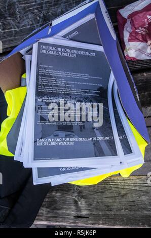 Munich, Bavière, Allemagne. 1er décembre 2018. Gilet jaune event, Munich, Bavière, Allemagne.Credit : ZUMA Press, Inc./Alamy Live News Banque D'Images