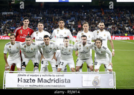 Madrid, Madrid, Espagne. 1er décembre 2018. Vu l'équipe du Real Madrid avant le match de la Liga entre le Real Madrid et Valence CF au stade Santiago Bernabéu de Madrid. Credit : Manu Haiti/SOPA Images/ZUMA/Alamy Fil Live News Banque D'Images