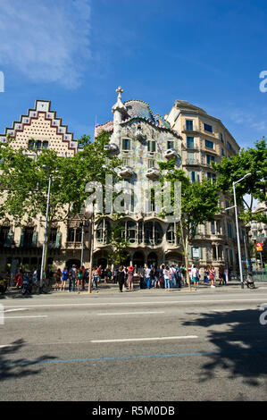 La façade de la Casa Batllo bâtiment conçu par Antoni Gaudi, Barcelone, Espagne Banque D'Images