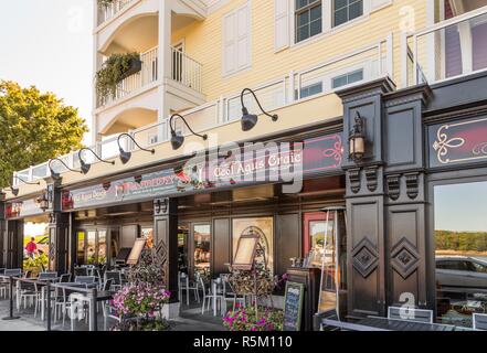 BAR Harbor, Maine - le 21 septembre 2015 : Bar Harbour, sur la côte du Maine, a une population de seulement 5 000 navires de croisière mais apporter 250 000 touristes un Banque D'Images