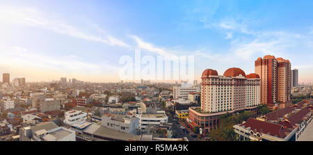 Portrait de la ville de Jakarta avec bâtiment moderne Banque D'Images