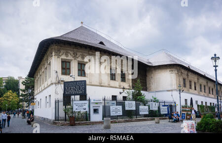 22 septembre 2017, Bucarest/Roumanie - "Hanul lui Manuc" (l'auberge de Manuc) restaurant traditionnel de la vieille ville Banque D'Images