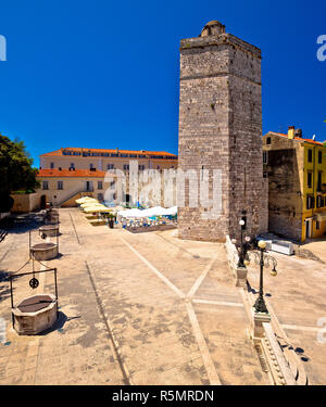 Zadar cinq puits carrés et architecture historique voir Banque D'Images