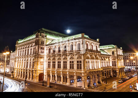 Opéra d'État de Vienne Autriche dans la nuit Banque D'Images