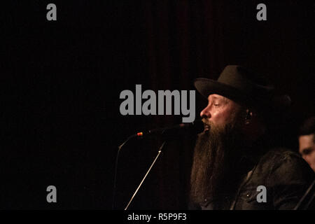 Vancvouver, British Columbia, Canada. Août 21, 2018. Chris Duncombe du bordage Union européenne vu l'exécution au Commodore Ballroom de Vancouver.2018 Canadian Country Music Association Racines Artiste/groupe de l'année 2018, le groupe de l'année est retourné chez lui à la Commodore Ballroom à Vancouver pour leur dernier concert de leur tournée mondiale du Canada avec l'augmentation de Nice et du groupe 2018 de l'auteur-compositeur de l'année Aaron Goodvin. Credit : Ron Palmer/SOPA Images/ZUMA/Alamy Fil Live News Banque D'Images