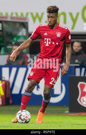 De Brême, stade Weser, 01-12-2018 La saison 2018 / 2019 , , Bundesliga allemande. résultat final 1-2, Bayern Munchen player Kingsley Coman pendant le match Werder Brême - Bayern Munchen DFL RÈGLEMENT INTERDIT TOUTE UTILISATION DES PHOTOGRAPHIES COMME DES SÉQUENCES D'IMAGES ET/OU QUASI-vidéo Banque D'Images