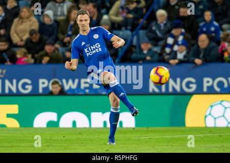 Leicester, Royaume-Uni. 1er décembre 2018. Jonny Evans de Leicester City au cours de la Premier League match entre Leicester City et Watford au King Power Stadium, Leicester, Angleterre le 1 décembre 2018. Usage éditorial uniquement, licence requise pour un usage commercial. Aucune utilisation de pari, de jeux ou d'un seul club/ligue/dvd publications..Photo par Matthieu Buchan. Credit : UK Sports Photos Ltd/Alamy Live News Banque D'Images