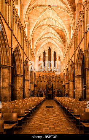 Londres, Royaume-Uni - 01 février 2017 : vue de l'intérieur de la cathédrale de Southwark. Construite en style gothique entre 1220 et 1420 il a été un lieu de Christian wor Banque D'Images