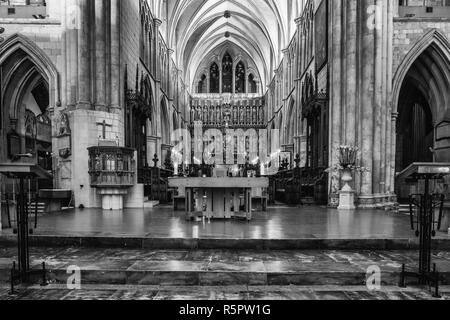 Londres, Royaume-Uni - 01 février 2017 : vue de l'intérieur de la cathédrale de Southwark. Construite en style gothique entre 1220 et 1420 il a été un lieu de Christian wor Banque D'Images