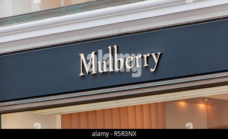 Copenhague, Danemark - 13 juin 2018 : Détail de Mulberry store à Copenhagne, Danemark. Mulberry est une entreprise de mode de luxe fondée en France un Banque D'Images