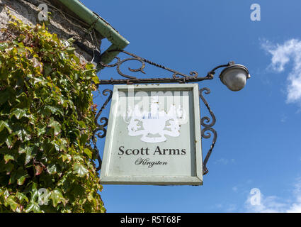 La Scott Arms pub à Kingston, Purbeck, Dorset, England, UK Banque D'Images