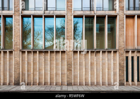 La Cour de l'Ouest l'Université Jésus, Jésus Lane, Cambridge. Conçu par Niall McLaughlin Architectes. Banque D'Images