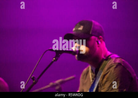 Aaron vu Goodvin effectuant au Commodore Ballroom de Vancouver. 2018 Canadian Country Music Association Racines Artiste/groupe de l'année 2018, le groupe de l'année est retourné chez lui à la Commodore Ballroom à Vancouver pour leur dernier concert de leur tournée mondiale du Canada avec l'augmentation de Nice et du groupe 2018 de l'auteur-compositeur de l'année Aaron Goodvin. Banque D'Images