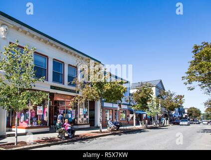 BAR Harbor, Maine - le 21 septembre 2015 : Bar Harbour, sur la côte du Maine, a une population de seulement 5 000 navires de croisière mais apporter 250 000 touristes un Banque D'Images