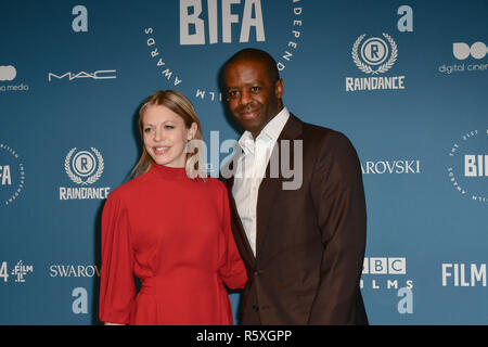 Londres, Royaume-Uni. 2 décembre 2018. Adrian Lester et Kelly Adams Arrivers à la 21e British Independent Film Awards à 1 Vieille Billingsgate à pied le 21 décembre 2018, Londres, Royaume-Uni. Credit Photo : Alamy/Capital Live News Banque D'Images