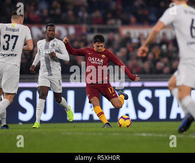 Rome, Italie. 2 Décembre, 2018. Roma's Cengiz sous marque son but durant le match de football de Série A entre l'Inter Milan et Roma à Rome, Italie, 2 décembre 2018. Le match s'est terminé par un nul 2-2. Credit : Alberto Lingria/Xinhua/Alamy Live News Banque D'Images