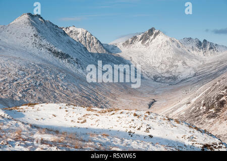 Gen Rosa et les montagnes en hiver, l'île d'Arran, Ecosse Banque D'Images