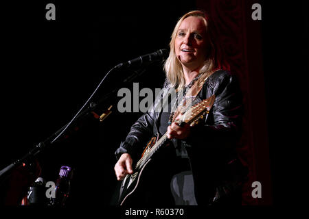 POUGHKEEPSIE NY - 14 juin : Melissa Etheridge en prestation au Bardavon 1869 Opera House le dimanche, 14 juin, 2015 à Poughkeepsie, NEW YORK. (Photo par Steve Mack/S.D. Mack Photos) Banque D'Images