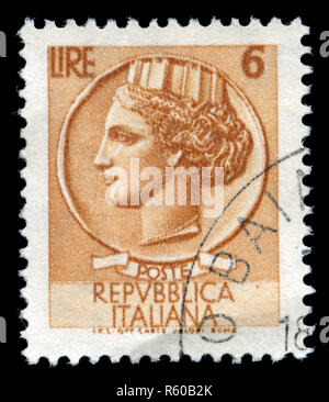 Timbre cachet de l'Italie dans le coin de Syracuse série émise en 1957 Banque D'Images