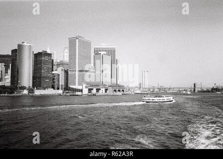 Photographié à partir de la Manhattan Staten Island Ferry, New York, États-Unis d'Amérique. Banque D'Images