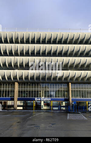 Les courbes de béton brutaliste de Preston Bus Station, maintenant un bâtiment classé Banque D'Images
