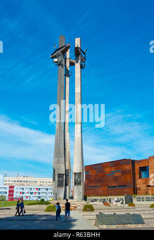 Pomnik Poleglych Stoczniowcow 1970, Monument aux morts de 1970, les travailleurs des chantiers navals de Plac Solidarnosci, Gdansk, Pologne Banque D'Images