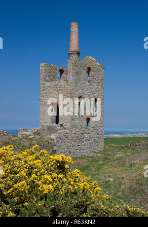 Vestiges de la maison d'un moteur tin mine près de Levant, Cornwall Banque D'Images