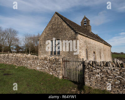 L'église St Oswald, Widford près de Burford, Oxfordshire. Angleterre, Royaume-Uni. Banque D'Images