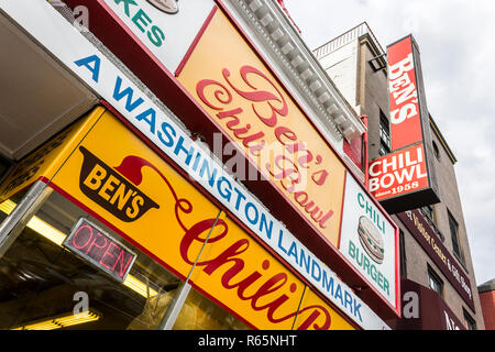 Washington, D.C. Ben's Chili Bowl, un restaurant historique fondée en 1958 située à 1213 U Street dans le quartier de Shaw. Connu localement pour elle Banque D'Images