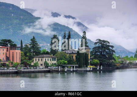 Dongo, sur le lac de Côme en Italie - dongo, sur le lac de Côme, Lombardie en Italie Banque D'Images