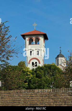 Monastère de Kovilj Bell towers, Serbie Banque D'Images