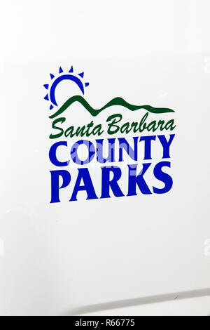 Santa Barbara County Parks logo sur la porte d'un véhicule en Californie Banque D'Images