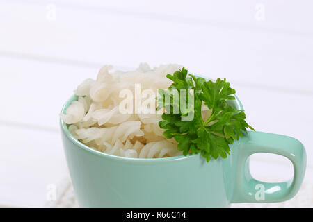 Pâtes fusilli de riz Banque D'Images