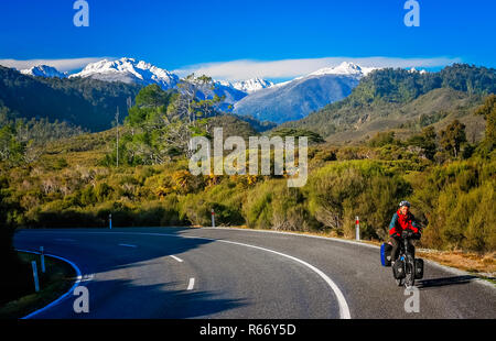 Randonnée à vélo en Nouvelle-Zélande en hiver Banque D'Images