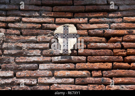 Buenos Aires, Argentine. 09Th Nov, 2018. Le cimetière de la Recoleta (Cementerio de la Recoleta) dans le même quartier de Recoleta nommé la capitale Argentine Buenos Aires, le cimetière est lieu de repos de nombreux riches et des habitants. Entre autres choses, la deuxième épouse de Juan Perón, Eva Perón 'Evita', a été enterré ici. Le cimetière a été conçu par l'ingénieur français Próspero Catelin et remodelé en 1881 par l'architecte italien Juan Antonio Buschiazzo dans un style néo-classique. Credit : Ralf Hirschberger/dpa/Alamy Live News Banque D'Images